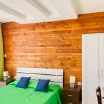 Xl Terrace Penthouse Bbq 200m From The Sea And Square Appartement *