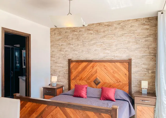 Xl Terrace Penthouse Bbq 200m From The Sea And Square St. Paul's Bay