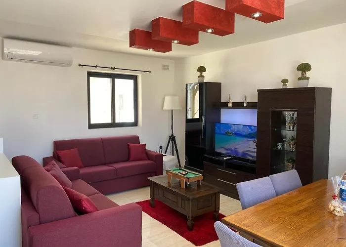 Daire Xl Terrace Penthouse Bbq 200m From The Sea And Square