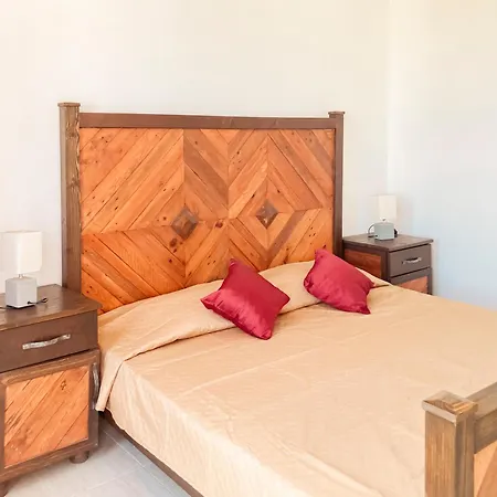 Xl Terrace Penthouse 3br 3 Bath, Hot Tub, Bugibba *