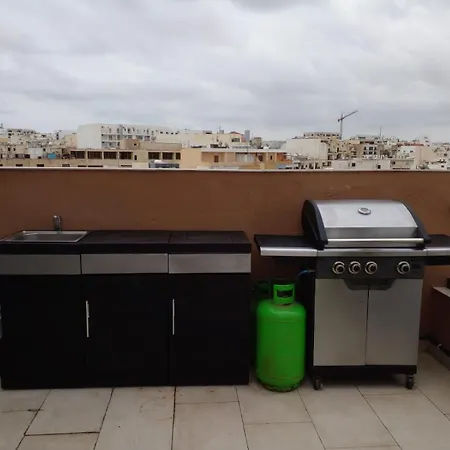 Xl Terrace Penthouse Bbq 200m From The Sea And Square San Pawl il-Baħar